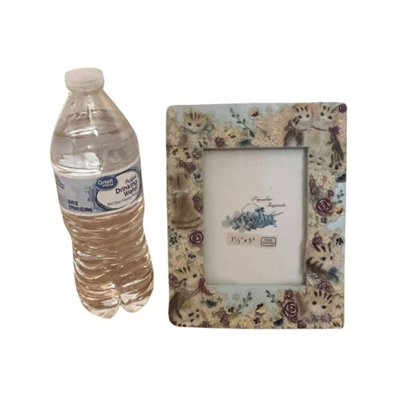 Vintage Kitsch Hand Painted Resin Kitten Cat Frame  by Victorian Treasures - Picture 2 of 6